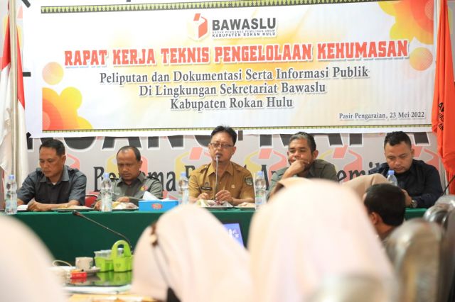 Libatkan Diskominfo, Bawaslu Rohul Gelar Rakernis Pengelolaan Kehumasan, Peliputan, Dokumentasi dan Informasi Publik