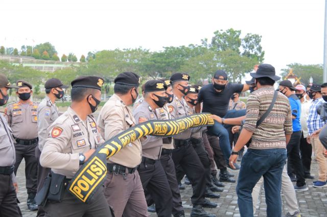 Jelang Pilkada 2020, Polres Rohul Gelar Simulasi Sispamkota Ops Mantap Praja Lancang Kuning  