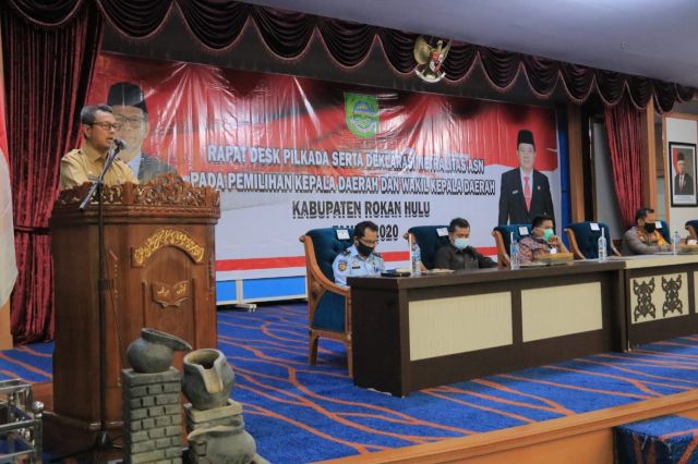 Rapat Desk Pilkada Dan Pengucapan Ikrar Netralitas ASN, Pjs Bupati Rohul  ASN Jangan Mau Di Erek Erek Dan Jangan Mengerek Ngerek