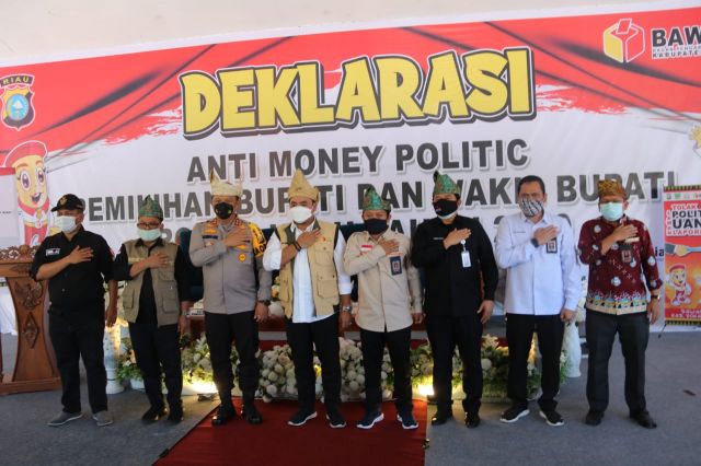 Deklarasi Anti Money politik, Kapolda Riau Lepas Patroli Ronda Pengawasan Anti Money Politik Rokan Hulu