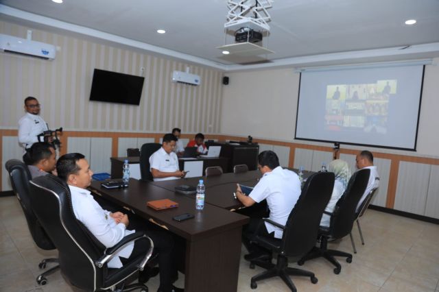 Wabup Bersama Kapolres Rohul Ikuti Rakor Inspektur Se Indonesia Secara Virtual