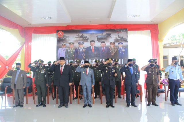 Peringati  HUT TNI Ke-75, Pjs Bupati : TNI Tangguh Bersinergi Perangi Covid-19 dan Pengamanan Pilkada