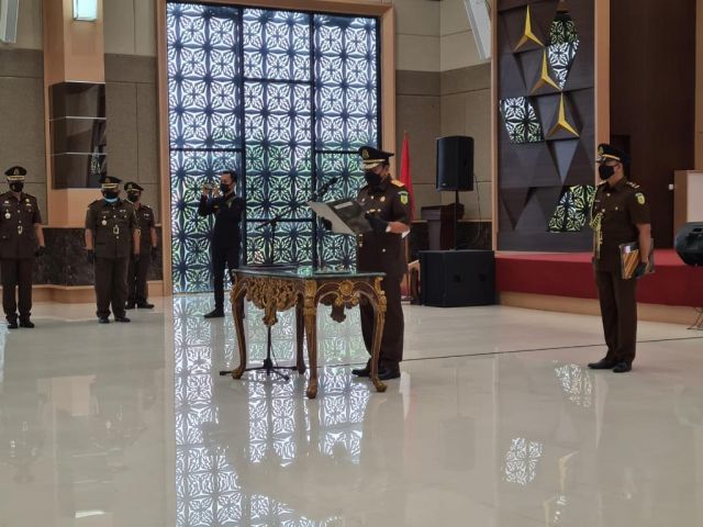 Dilantik Kajati Riau, Pri Wijeksono Resmi Menjabat Sebagai Kajari Rohul