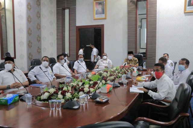 Kejar Target Vaksinasi 70 Persen  di ahir tahun, Camat dan Kapus kerja sabtu dan minggu serta hari libur