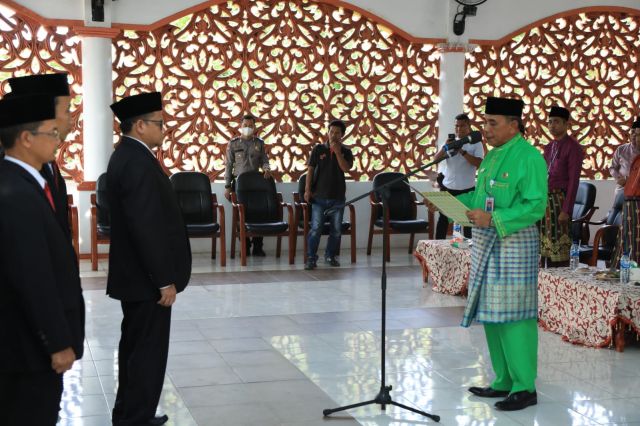 Pelantikan Pimpinan BAZNas Rohul Periode 2022-2027, Bupati Rohul Melalui Staf Ahli: Harap Pimpinan BAZNas Baru Miliki Terobosan Baru Dalam Pengumpulan dan Pengelolaan Dana Masuk