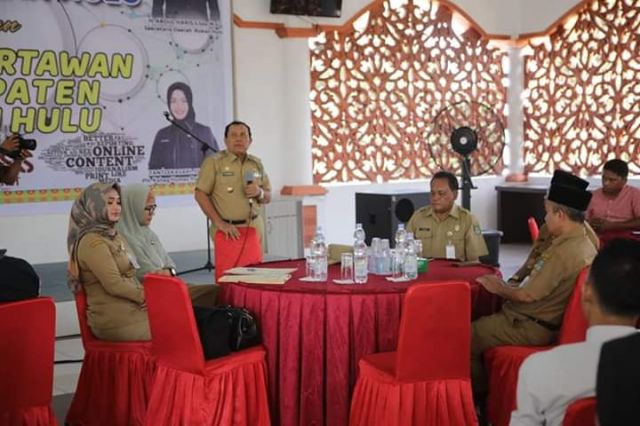 Coffe Morning Dengan Wartawan,  Bupati Sukiman Minta Insan Pers Ikut Berperan Dalam Pembangunan 