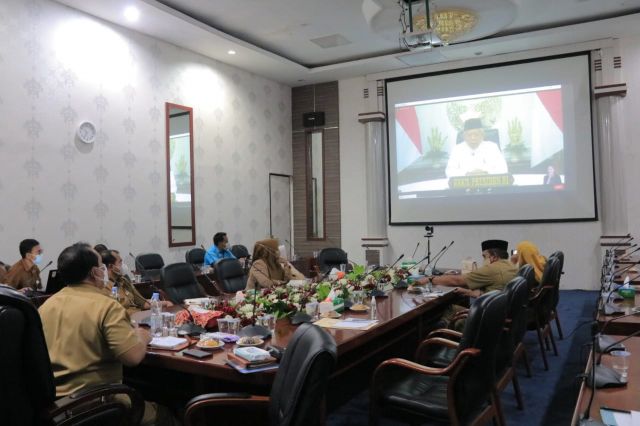 Ikuti Rakornas bersama Wapres secara Virtual, Bupati H. Sukiman Minta OPD Jalin Koordinasi Turunkan Angka Prevalensi Stunting di Rohul