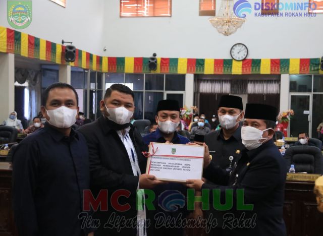Paripurna RPJMD DPRD Rokan Hulu. Bupati H. Sukiman Sampaikan Visi Misi Pembangunan 2021-2026