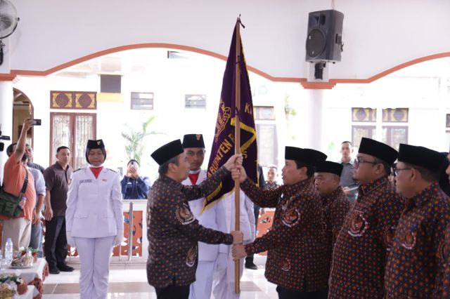 Pengurus DHC 45 Rohul Dilantik Gubri, Bupati H. Sukiman Harapkan Sebagai Pelopor Penerus Perjuangan Pahlawan