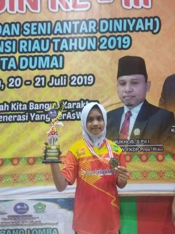 Siswi MDTA Raudhah Muara Rumbai Ikuti Porsadin Tingkat Nasional