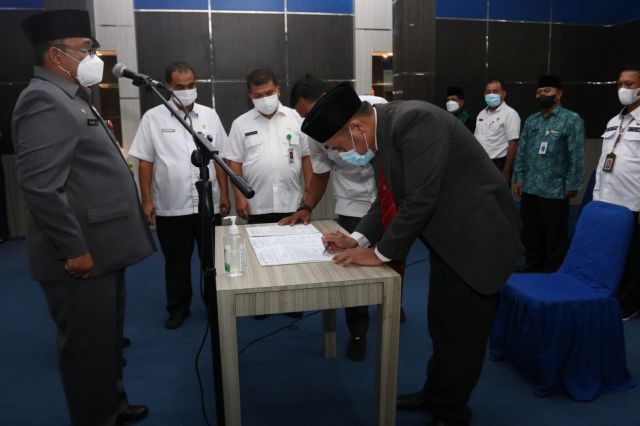 Mengisi Kekosongan Jabatan Direktur RSUD, dr.Zuldi Afki Dilantik Sebagai Direktur RSUD Baru