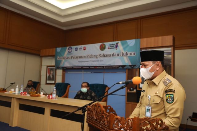 Balai Bahasa Provinsi Riau, laksanakan sosialisasi bahasa dan hukum di Rohul. Wabup, sangat bermanfaat untuk tata naskah dan tata bahasa kedinasan