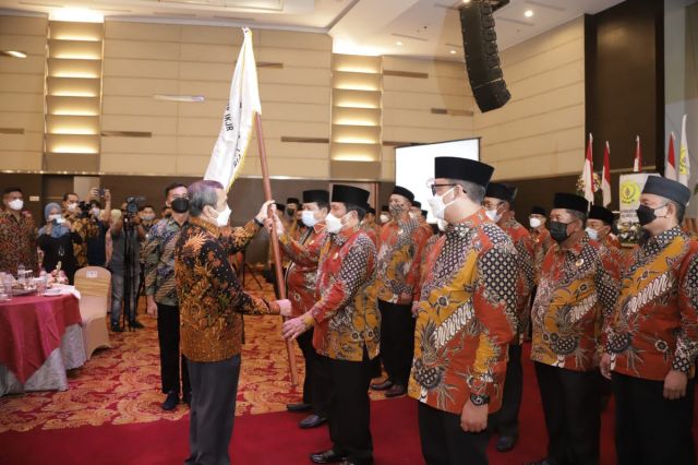 Gubernur Riau, lantik H. Sukiman sebagai Ketua Umum DPP IKJR Provinsi Riau