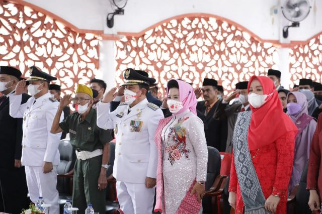 Kado HUT Ke-77 Republik Indonesia, Pemkab Rohul Raih Sederet Prestasi Nasional