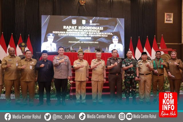 Dipimpin Kemendagri dan Gubri, Bupati Rohul ikuti Rakor Gubernur dengan Bupati/Walikota, Camat, dan Lurah se-Provinsi Riau