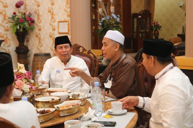 Silaturahmi dengan Bupati H. Sukiman, Wali Kota Dumai akan “Adopsi” Program Islamic Center dan Keagamaan di Rohul