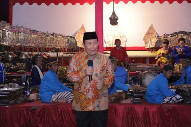 Ketua Umum DPP IKJR Provinsi Riau H. Sukiman Lantik dan Kukuhkan Pengurus DPC.IKJR Kec.Tenayan Raya Kota Pekanbaru